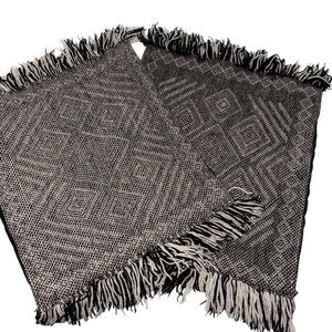 RH Black and White Geometric Patterned 2pcs  pillow cases wool and linen